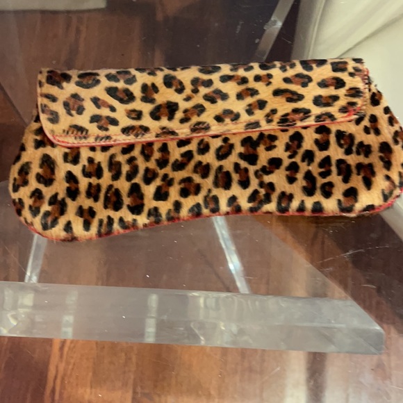 Pink Moon Cheetah skin with red leather clutch - Picture 2 of 4